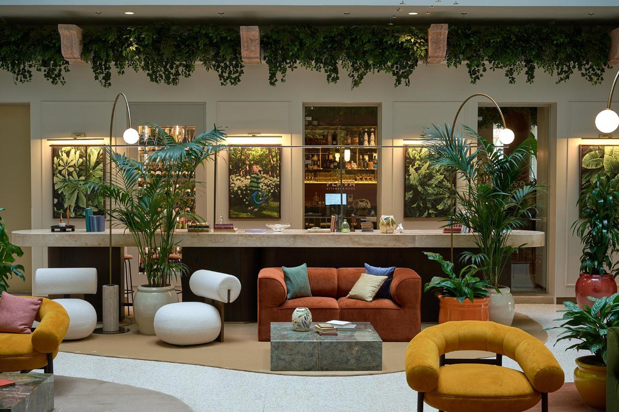 Verno House Budapest, Vignette Collection By Ihg Экстерьер фото The lobby of the hotel